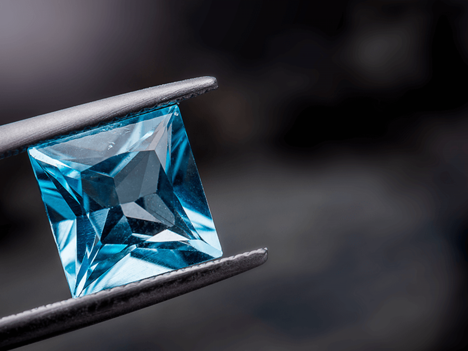 What is a Blue Topaz Gemstone?